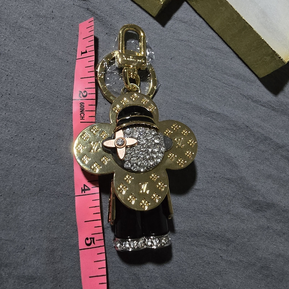 Louis Vuitton Gold and Black Keychain - Picture 9 of 9